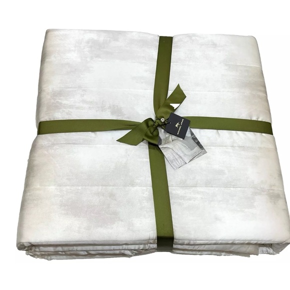 Michael Aram Watercolor Print Textured Quilt  Full/Queen - Picture 1 of 5